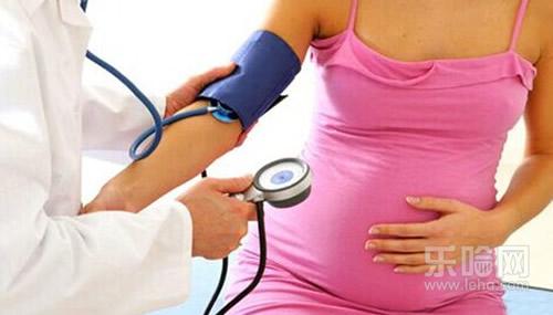 高龄产妇血压高怎么办,高龄产妇血压高怎么调