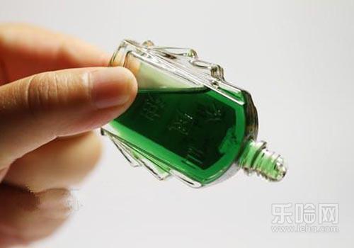 风油精能治狐臭吗,风油精治腋臭吗,风油精治疗