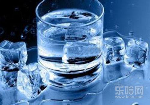 喝盐开水有什么好处,盐开水喝了有什么好处,盐