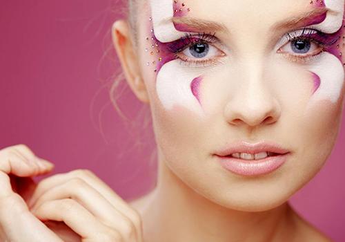 夏至前后脸过敏是怎么回事,脸过敏发红痒怎么