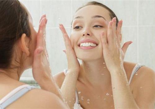 白醋洗脸过敏了怎么办