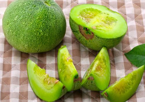 吃完香瓜喉咙不舒服什么原因