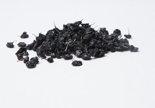 黑枸杞是热性还是凉性,野生黑枸杞的功效与作