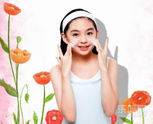 氨基酸洗面奶的功效与作用,氨基酸洗面奶有什