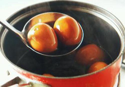 吃鸡蛋能喝可乐吗,吃鸡蛋可以喝可乐吗-乐哈健康网