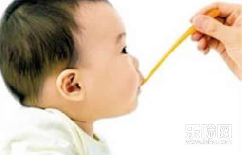 宝宝吃药就吐怎么办,宝宝吃药吐了怎么办,宝宝