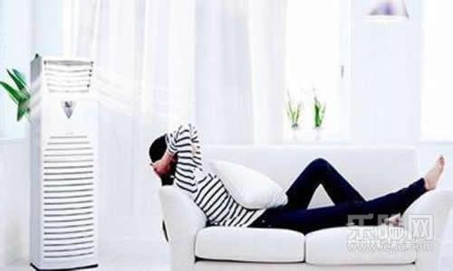 小月子可以吹空调吗,小月子能吹空调吗,坐小月