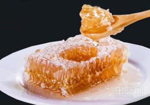 蜂巢蜜小孩可以吃吗,小孩能吃蜂巢蜜吗,蜂巢蜜孩子能吃吗-乐哈健康网