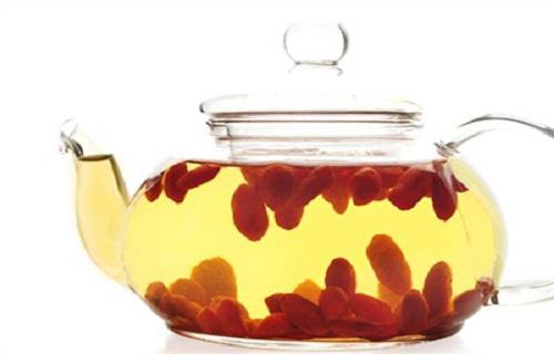 枸杞和什么泡酒最好