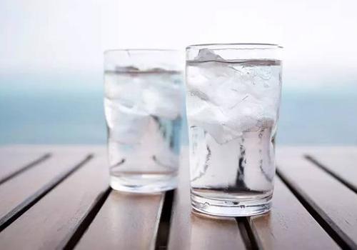 生理盐水能治皮肤过敏吗