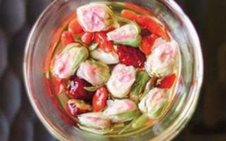 菊花玫瑰花枸杞能一起泡吗,菊花枸杞玫瑰花可