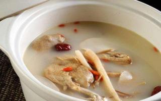 天麻炖鸡小孩能吃吗