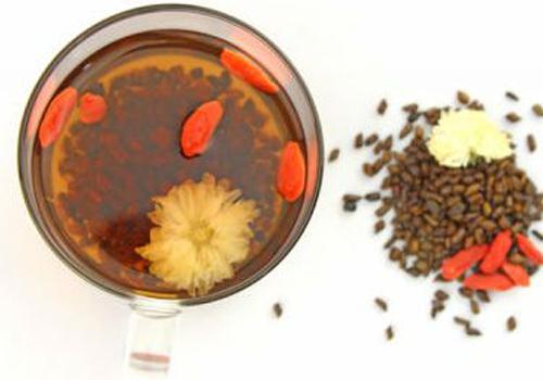 长痘痘喝什么茶排毒,脸上长痘喝什么茶好,脸上