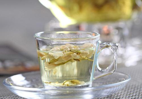 长痘痘喝什么茶排毒,脸上长痘喝什么茶好,脸上