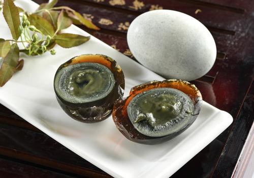 超市买的皮蛋要不要煮 皮蛋需要剥皮煮吗?（组图）