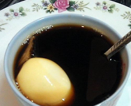 当归红糖煮鸡蛋