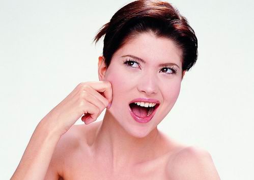 较为严重会表现出面部肌肉不受控制抽搐