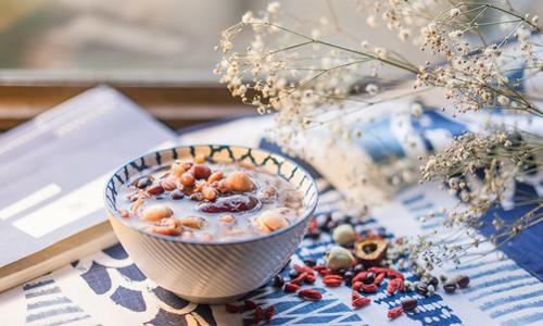 百合可以和红豆薏米一起煮吗