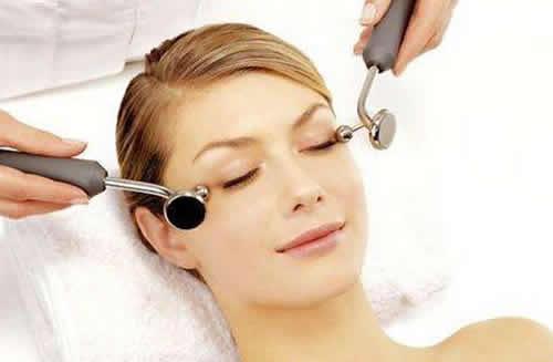 眼角长细纹了怎么办,眼角有干纹了怎么办-乐哈