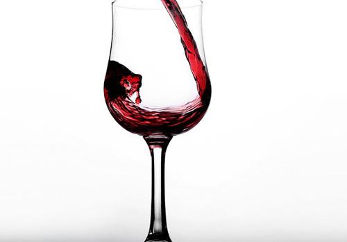 女性喝红酒的最佳量