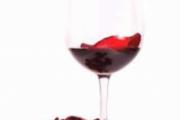喝葡萄酒不能吃什么食物