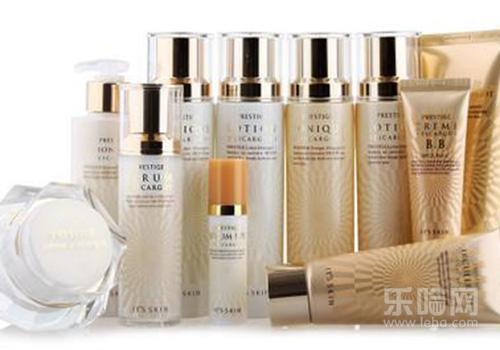 长闭口能用护肤品吗,长闭口护肤品可以用吗-乐