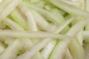 西瓜皮的功效与作用及食用方法