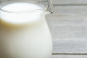 过期的纯牛奶有什么用途 8种妙用必须知道