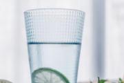 柠檬泡水白天还是晚上喝最好 柠檬水什么时候喝最好