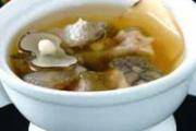 鳄鱼肉川贝汤