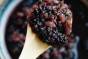 青少年白头发吃什么好 5种食疗减少白发