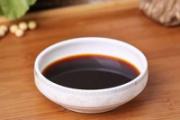 炒菜时老抽什么时候放 炒菜用生抽好还是老抽好