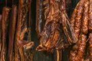 火腿与腊肉有什么区别 火腿与腊肉哪个更好吃