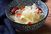 银耳莲子汤过夜能喝吗 银耳莲子汤可以放冰箱几天