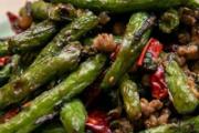 干煸四季豆用焯水吗 四季豆怎么做好吃