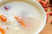 夏季养肝吃什么 夏季养肝就喝四款粥