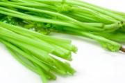 荠菜和芹菜能同时吃吗 芹菜不能跟什么同吃