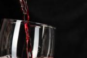 红酒配什么喝比较好 红酒和这几种饮料一起喝危害大！