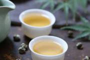 吃阿胶能喝茶叶水吗