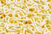炒方便面和煮方便面哪个热量高 泡方便面和煮方便面哪个健康