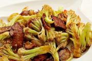 兔肉和什么一起炖最好