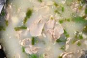 羊肉汤怎么熬制好喝 怎么样处理羊肉没有膻味