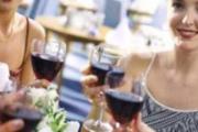 喝葡萄酒的好处 冬季喝葡萄酒的3个雷区