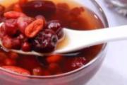 枸杞搭配什么泡水喝 枸杞的分辨妙招