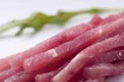 冻了一年的肉还能吃吗 有什么影响？要怎么办呢？