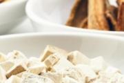 茯苓和薏米怎么吃祛湿 湿寒体质可以喝茯苓薏仁水吗