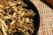 艾叶泡水敷脸有用吗 脸上长痤疮常用艾草洗脸行吗