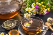 喝菊花茶有什么好处和坏处 菊花茶虽好但这类人不宜喝