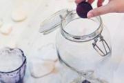 杨梅泡酒靑的好还是红的好