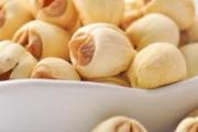 莲子与什么搭配食用最好 莲子吃多了会怎样